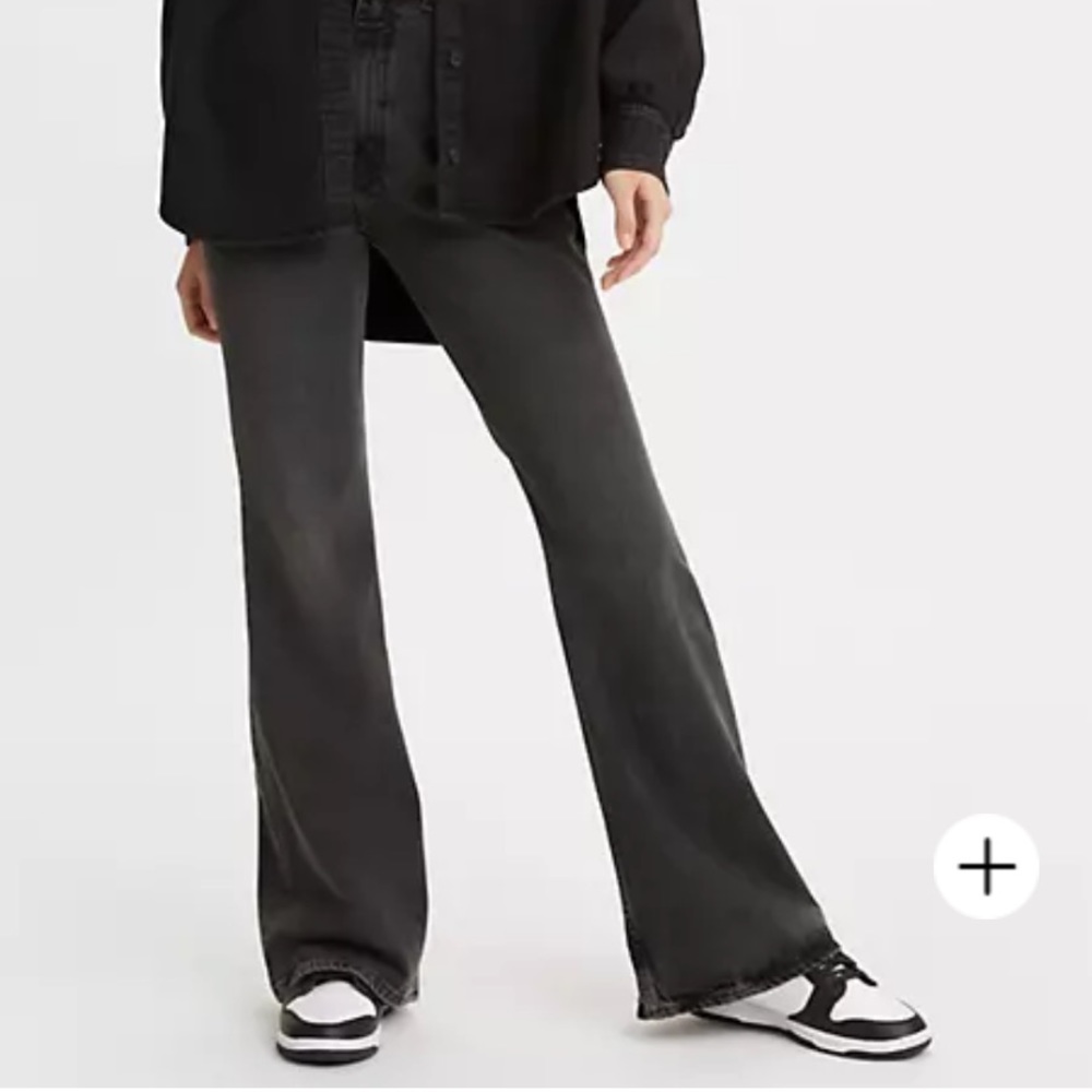 Levis 70s High Rise Flare Black sz 27